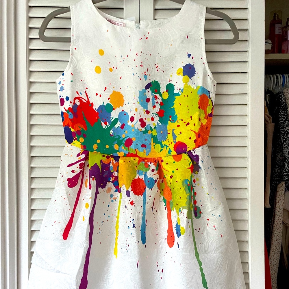 NWT - Beautiful girls dress Size 12